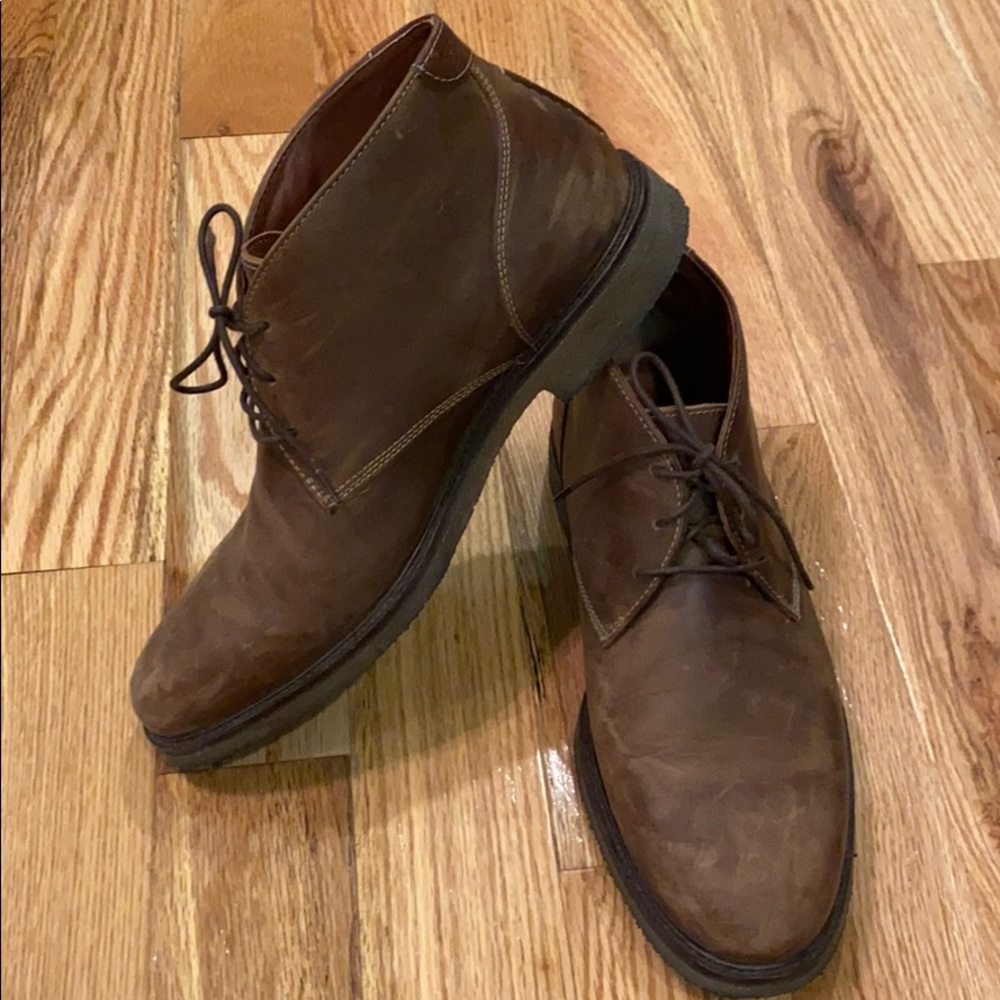 Johnston & Murphy size 11 brown lace up boot
